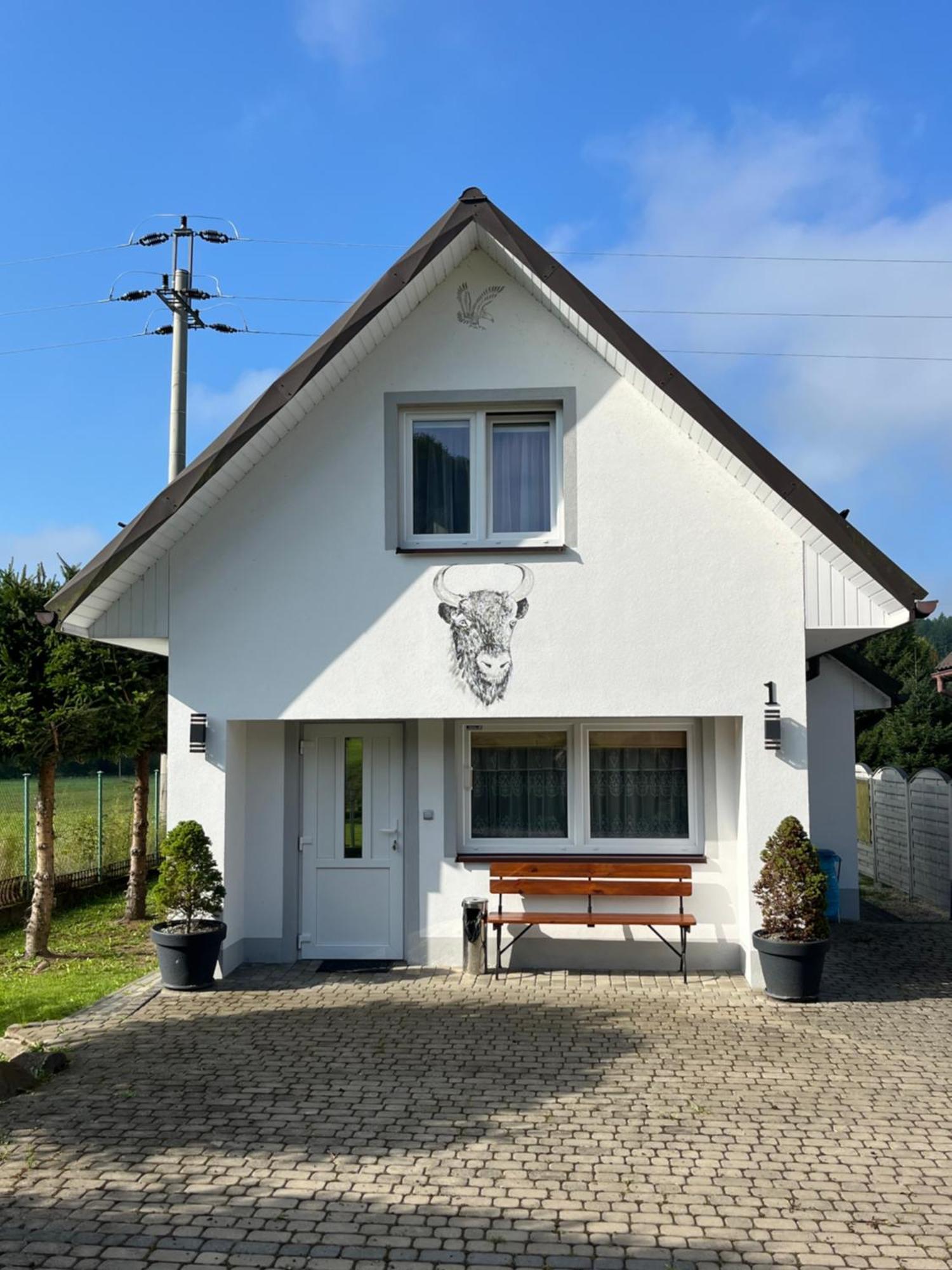 Domki Nad Stawem Uherce Uherce Mineralne Exterior photo